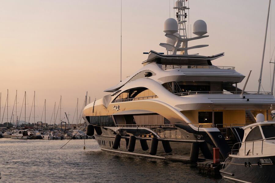 Super yachts